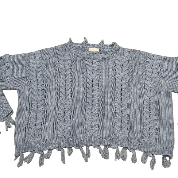 Altar'd State Fog Blue Cable Knit Frayed Cropped Crewneck Sweater size Medium - Picture 2 of 6